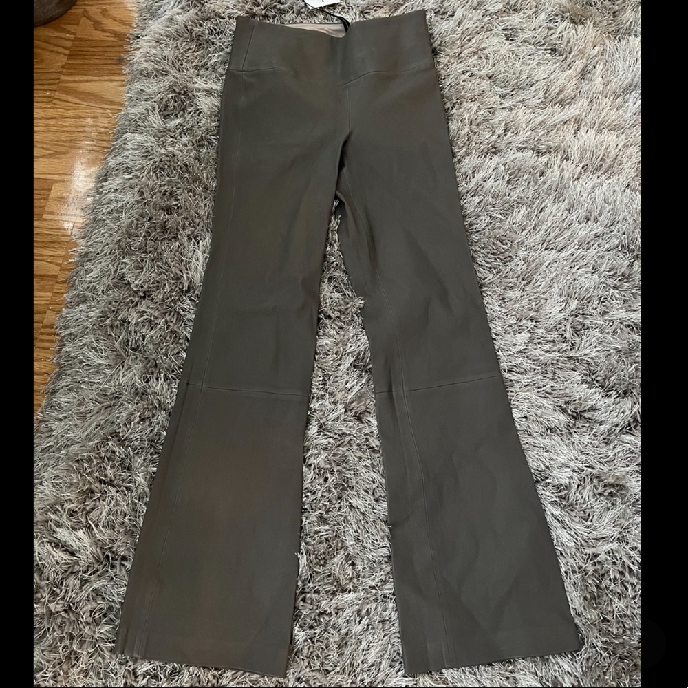 Gray (smoke), theory urban leather pants